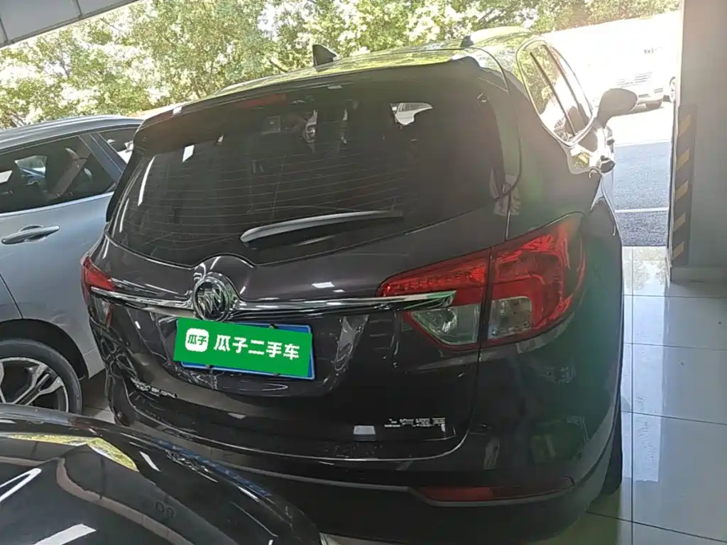 Buick Envision Plus — миниатюра 6