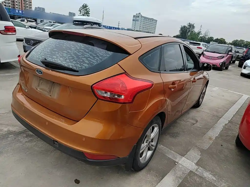 Ford Focus — миниатюра 7
