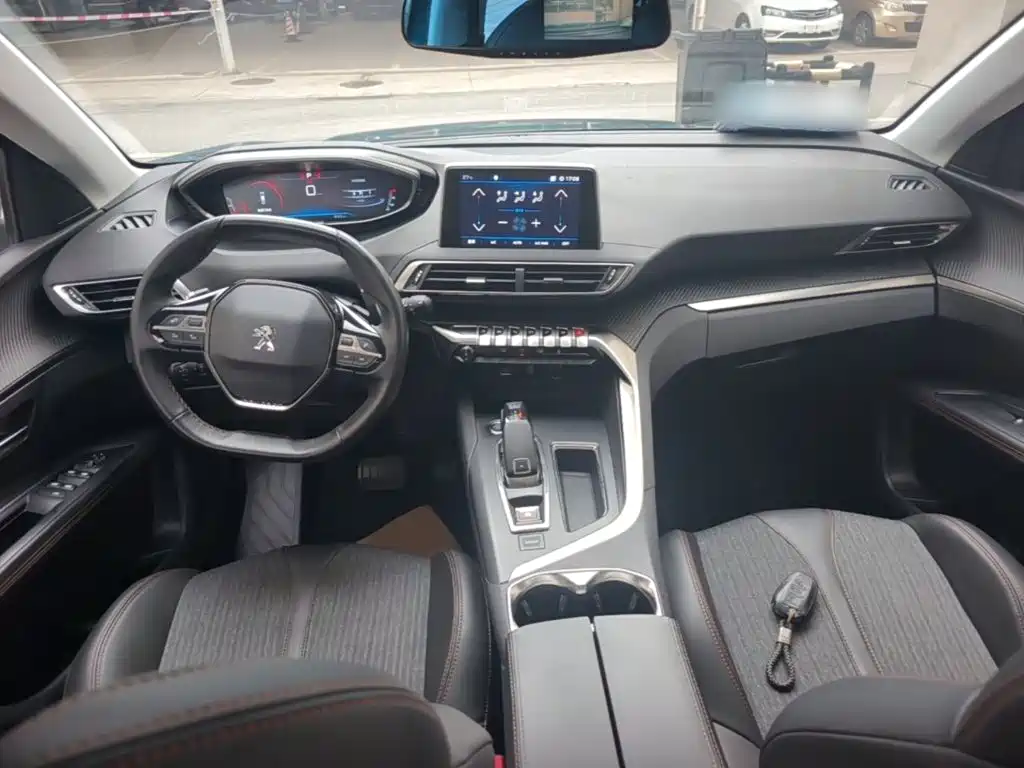 Peugeot 5008 — миниатюра 10