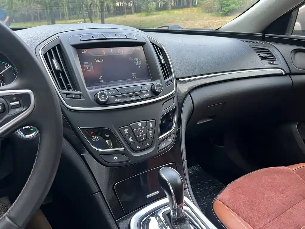 Buick Regal — миниатюра 13