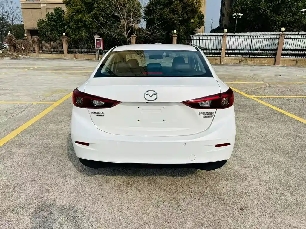 MAZDA 3 ANGKESAILA