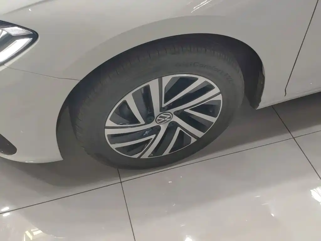 Volkswagen Lavida — миниатюра 23