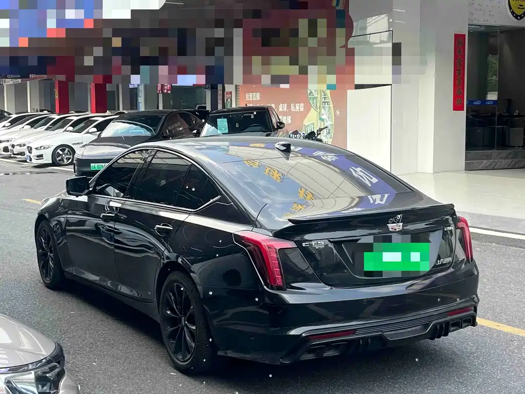 Cadillac CT5 — миниатюра 4