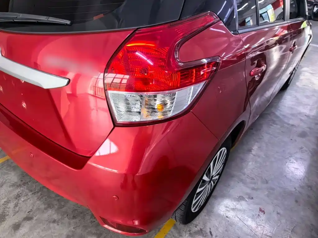 Toyota Yaris L — миниатюра 8