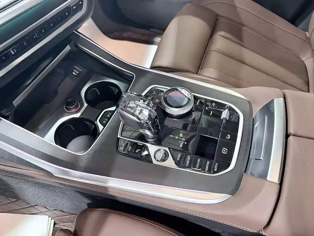 BMW X7 2020 xDrive40i Lead Luxury