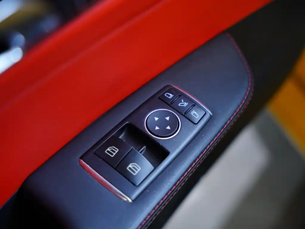 Mercedes-Benz AMG GT — миниатюра 16