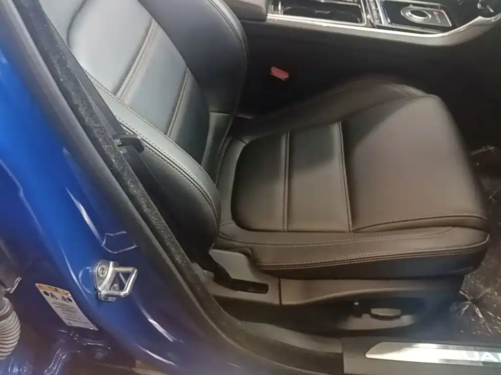 Jaguar XEL — миниатюра 25