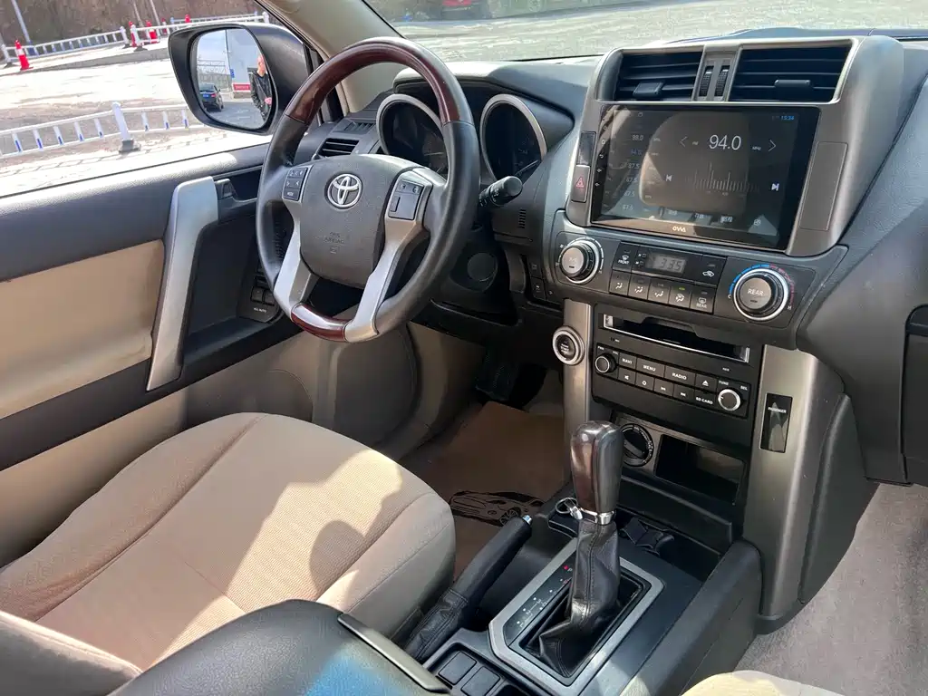 Toyota Land Cruiser Prado 2013 2.7L