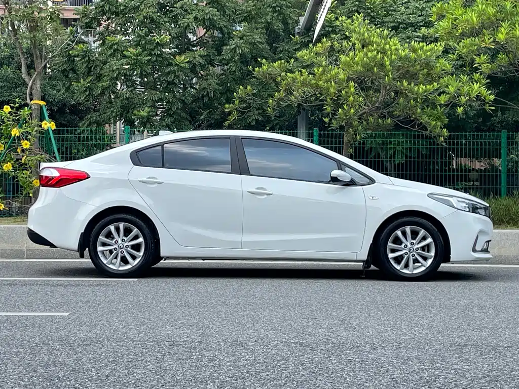 Kia K3 — миниатюра 6