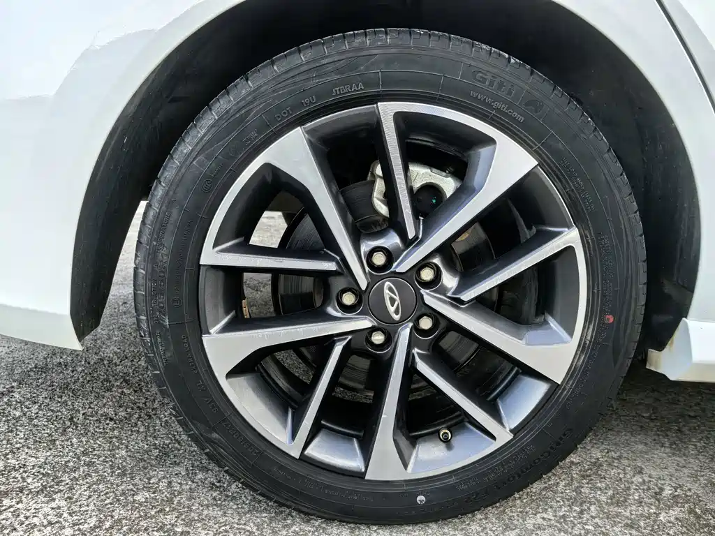 Chery Arrizo 5 PLUS — миниатюра 16