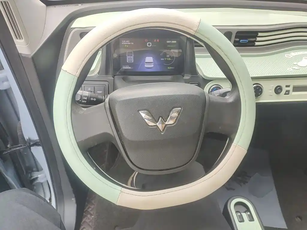 Wuling MINIEV — миниатюра 11
