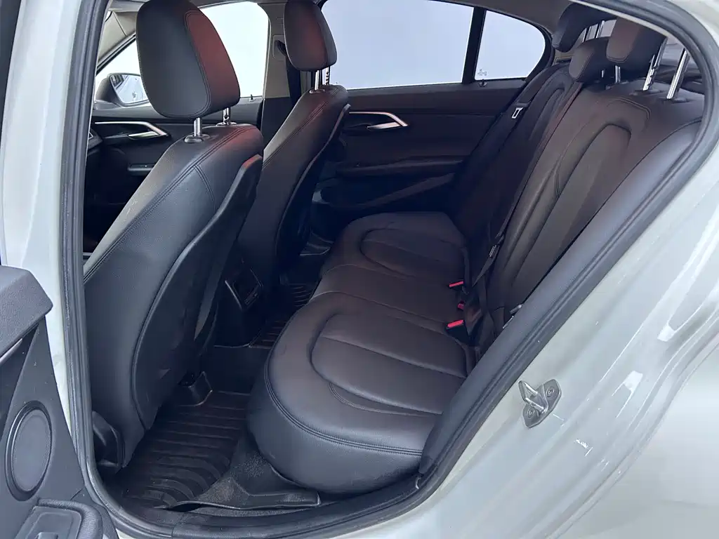 BMW 1 Series 1 2018 118i Fashion