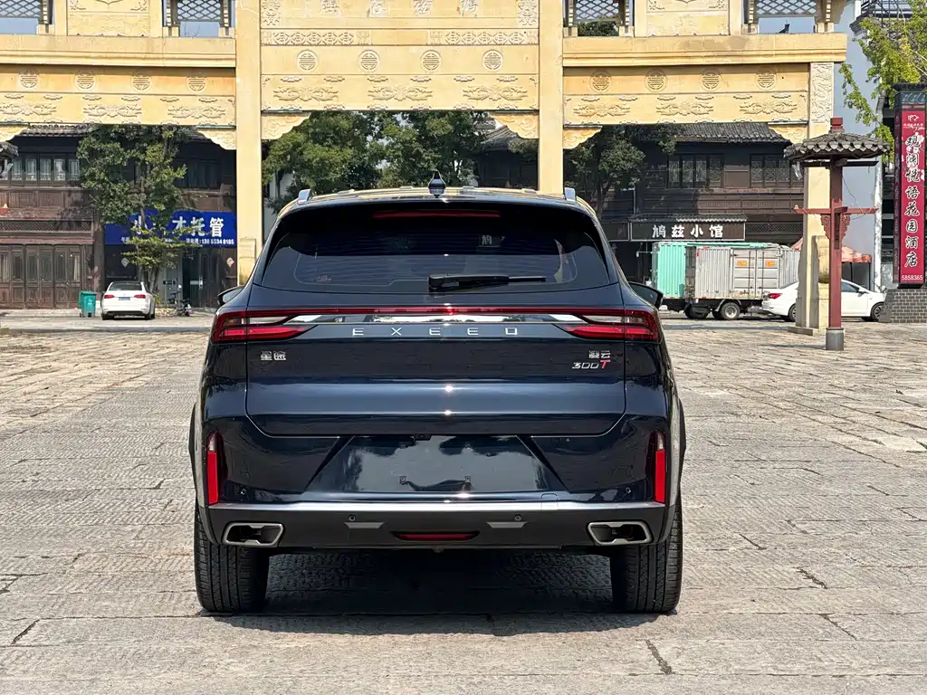 Exeed Lingyun — миниатюра 5
