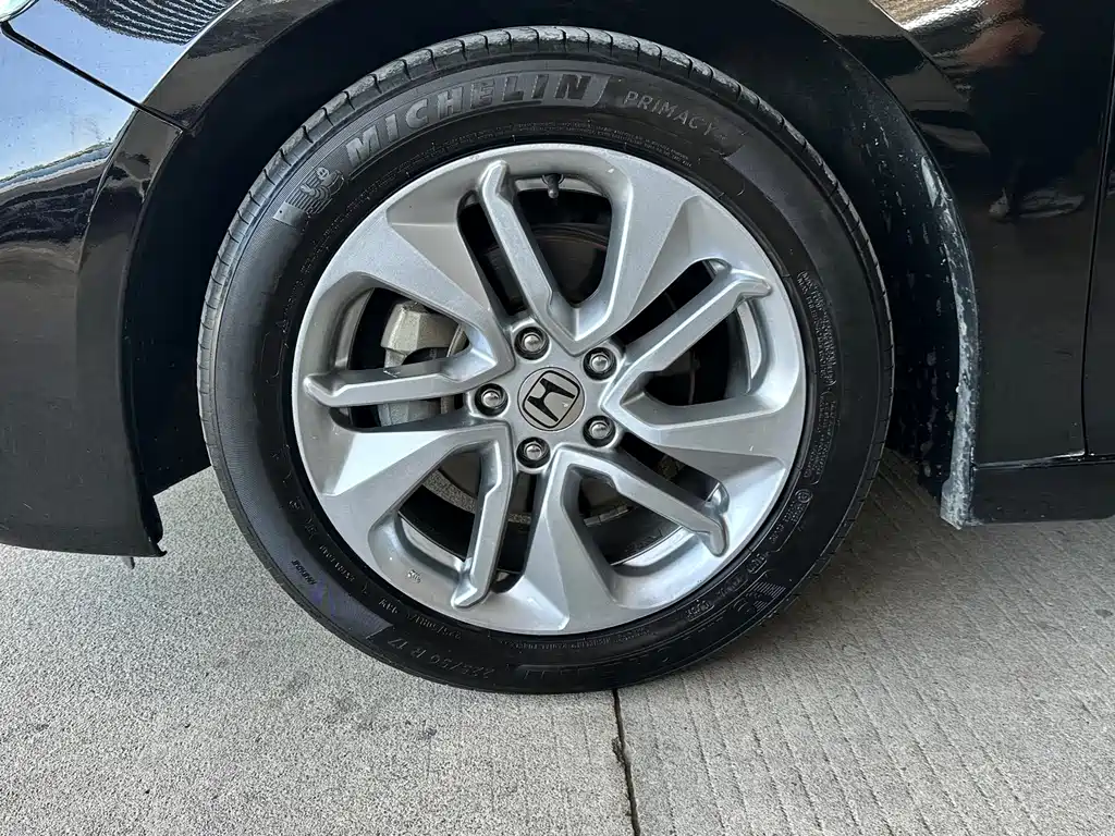 Honda Accord — миниатюра 8