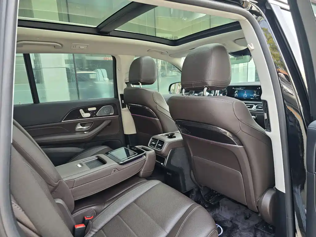 Mercedes-Benz GLS — миниатюра 15