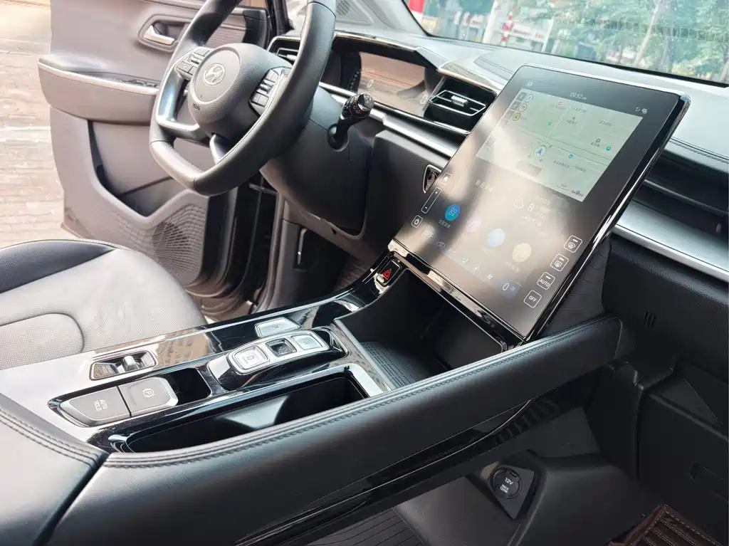 Hyundai Custo — миниатюра 15