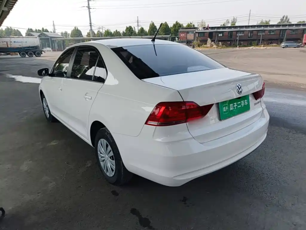 Volkswagen Santana — миниатюра 5