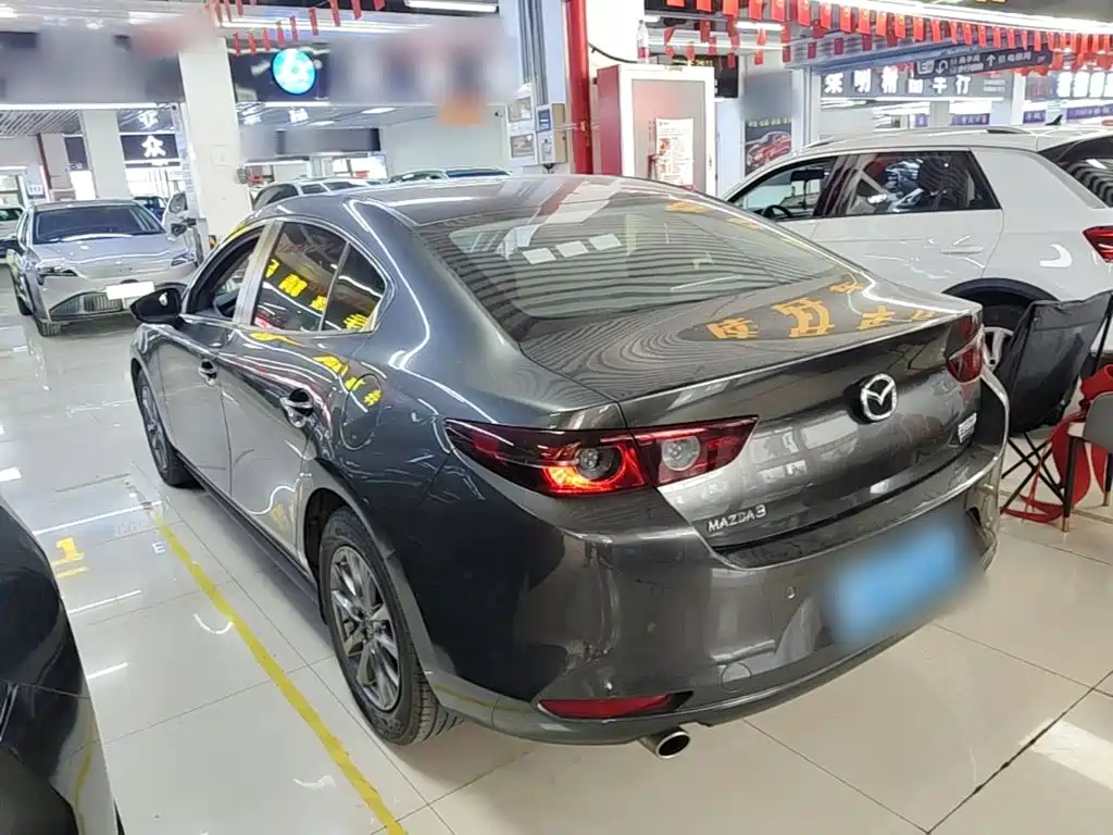 Mazda 3 Axela — миниатюра 5