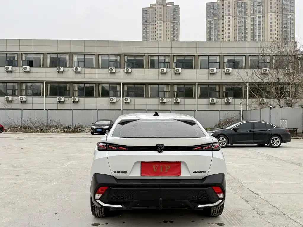 Peugeot 408X