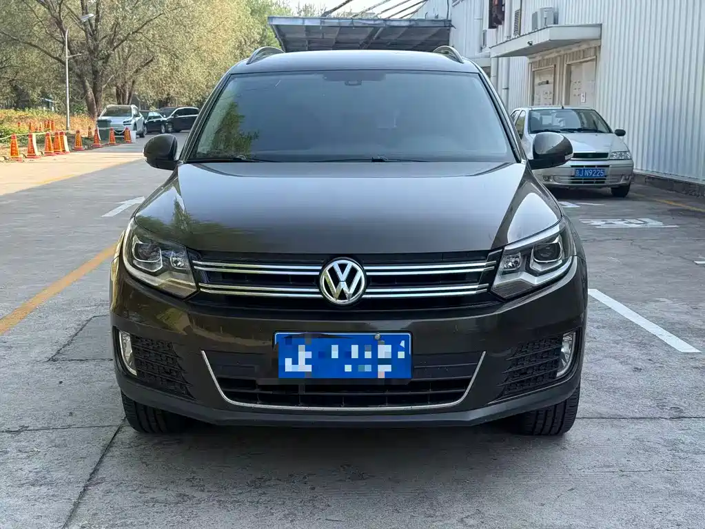 Volkswagen Tiguan — миниатюра 2