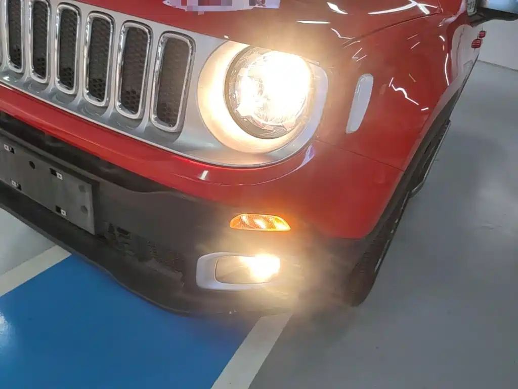 Jeep Renegade — миниатюра 24