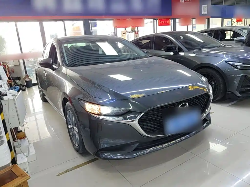 Mazda 3 Axela — миниатюра 4