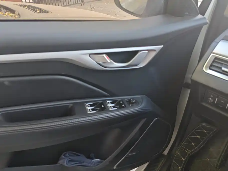 Geely Vision — миниатюра 6