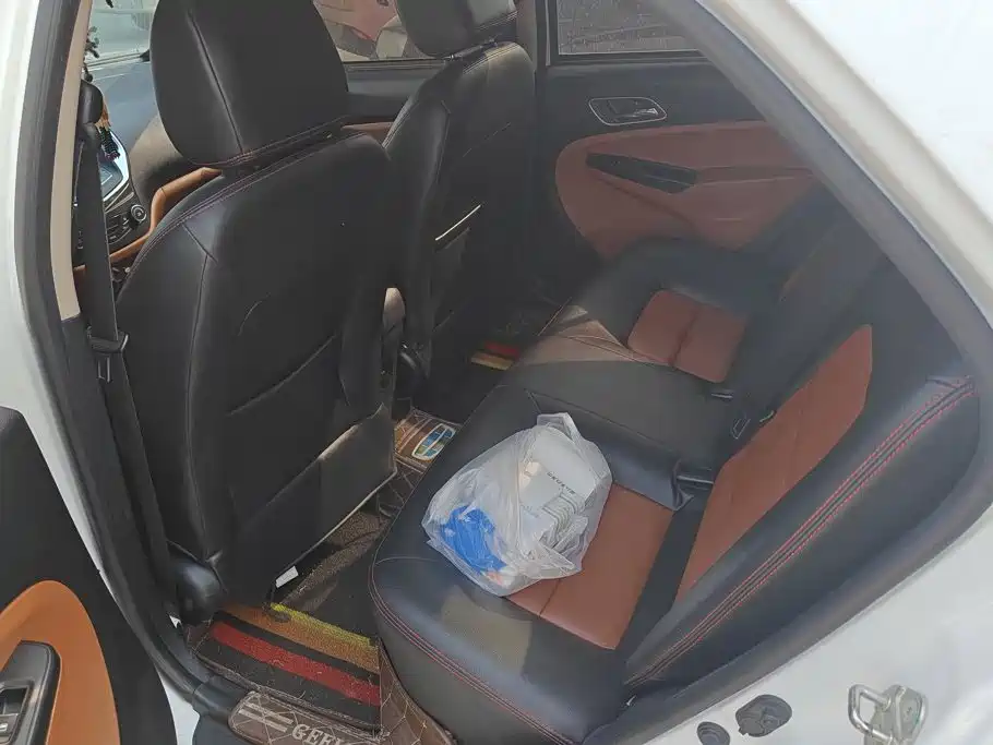 Geely King Kong — миниатюра 11