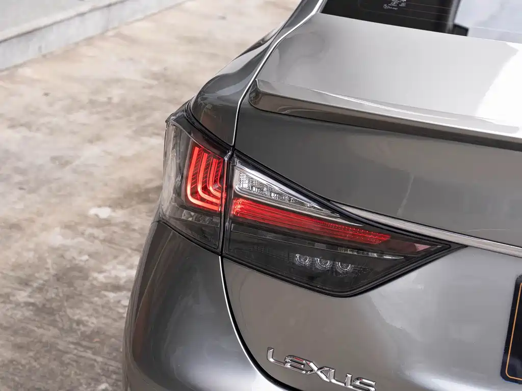 Lexus GS — миниатюра 7