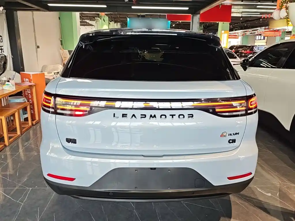 Leapmotor Leapmotor C11 — миниатюра 6