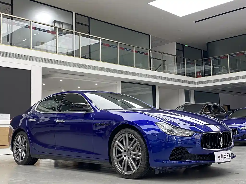 Maserati Ghibli 3.0T Standard Edition, фото 2