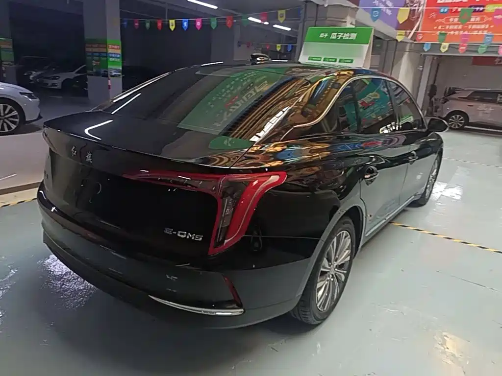 Hongqi Hongqi E-QM5 — миниатюра 7