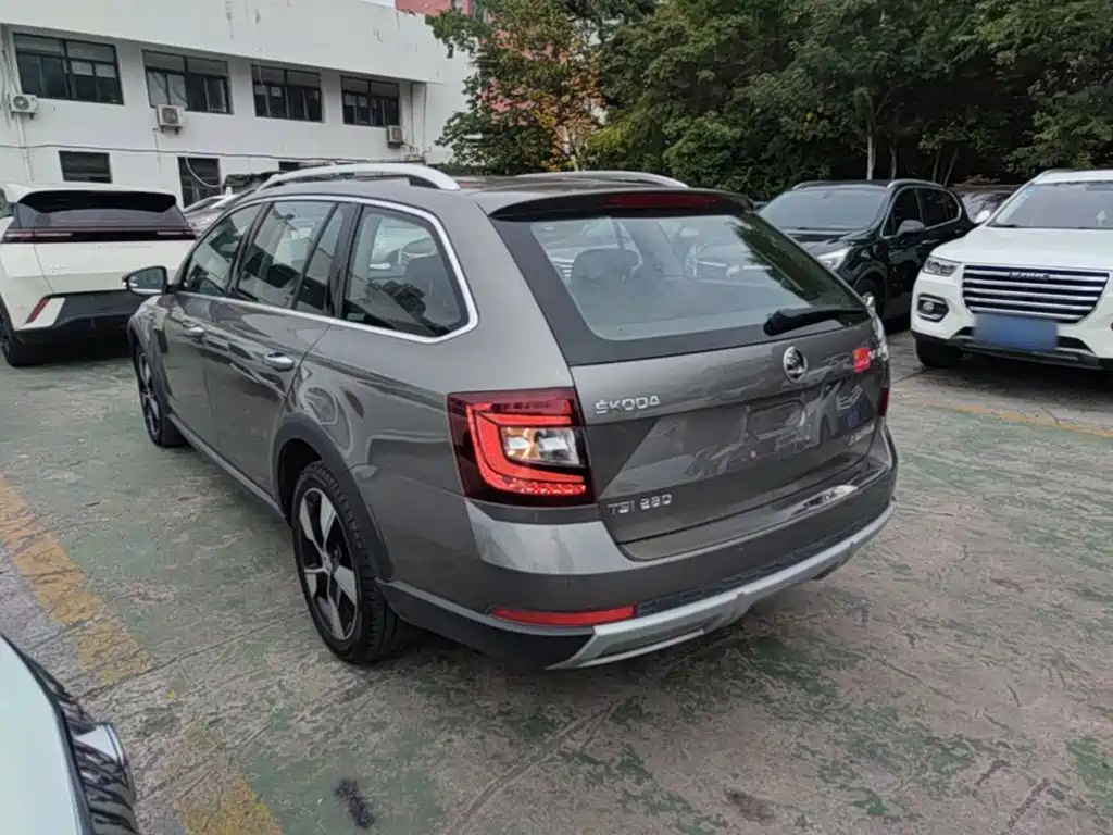Skoda Octavia — миниатюра 5