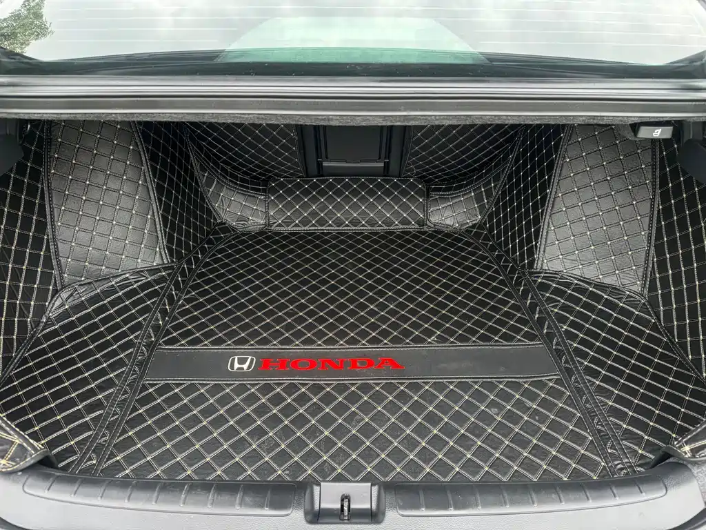 Honda Accord — миниатюра 17