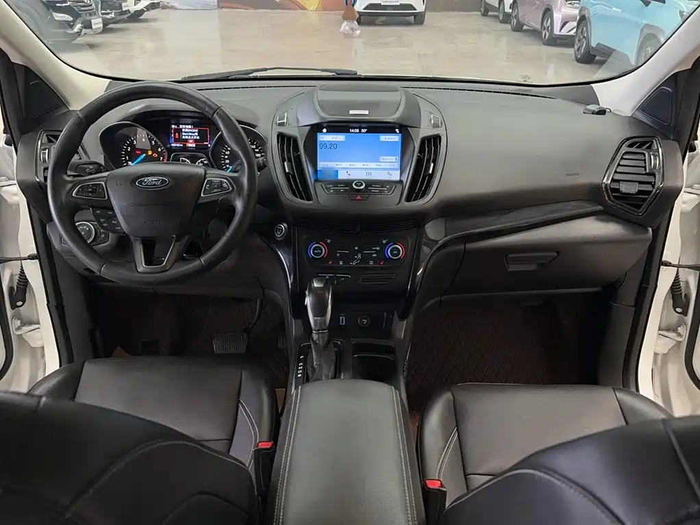 Ford Kuga — миниатюра 5