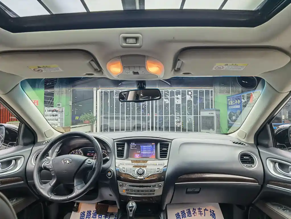 Infiniti QX60 (Import) — миниатюра 7