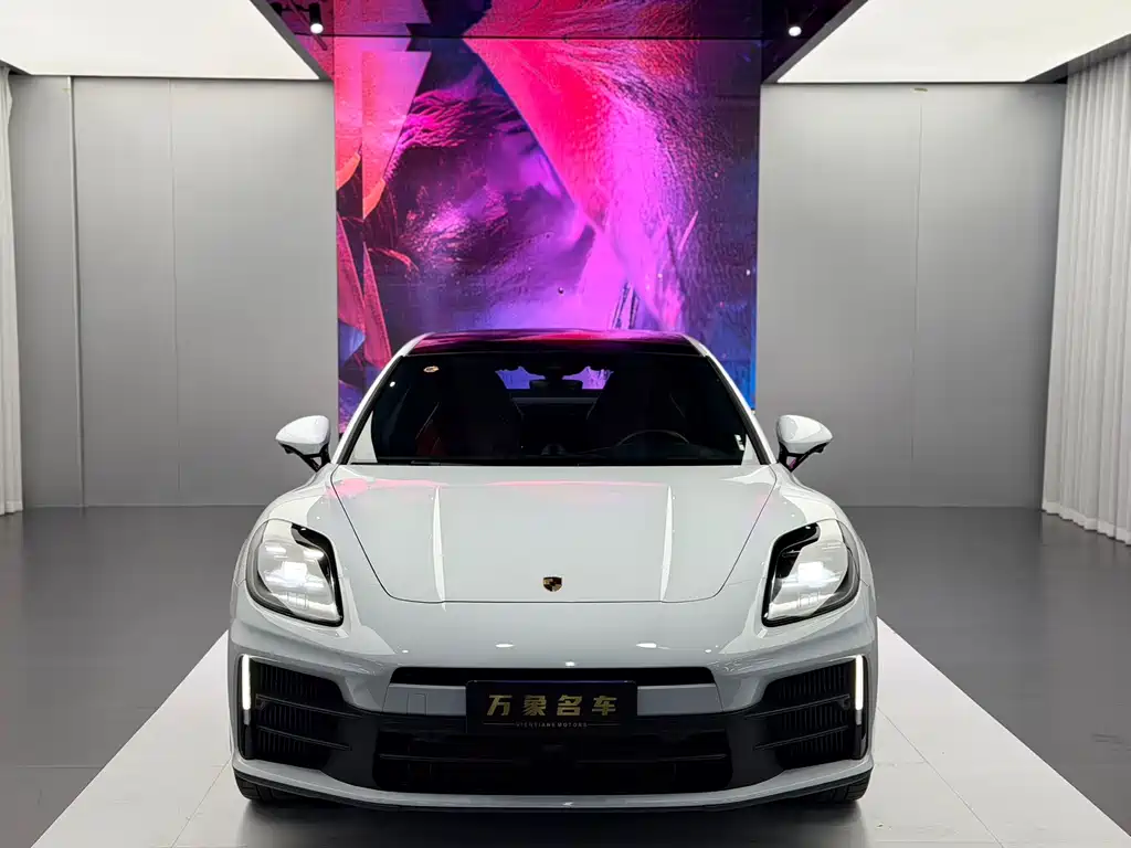 Porsche Panamera — миниатюра 2