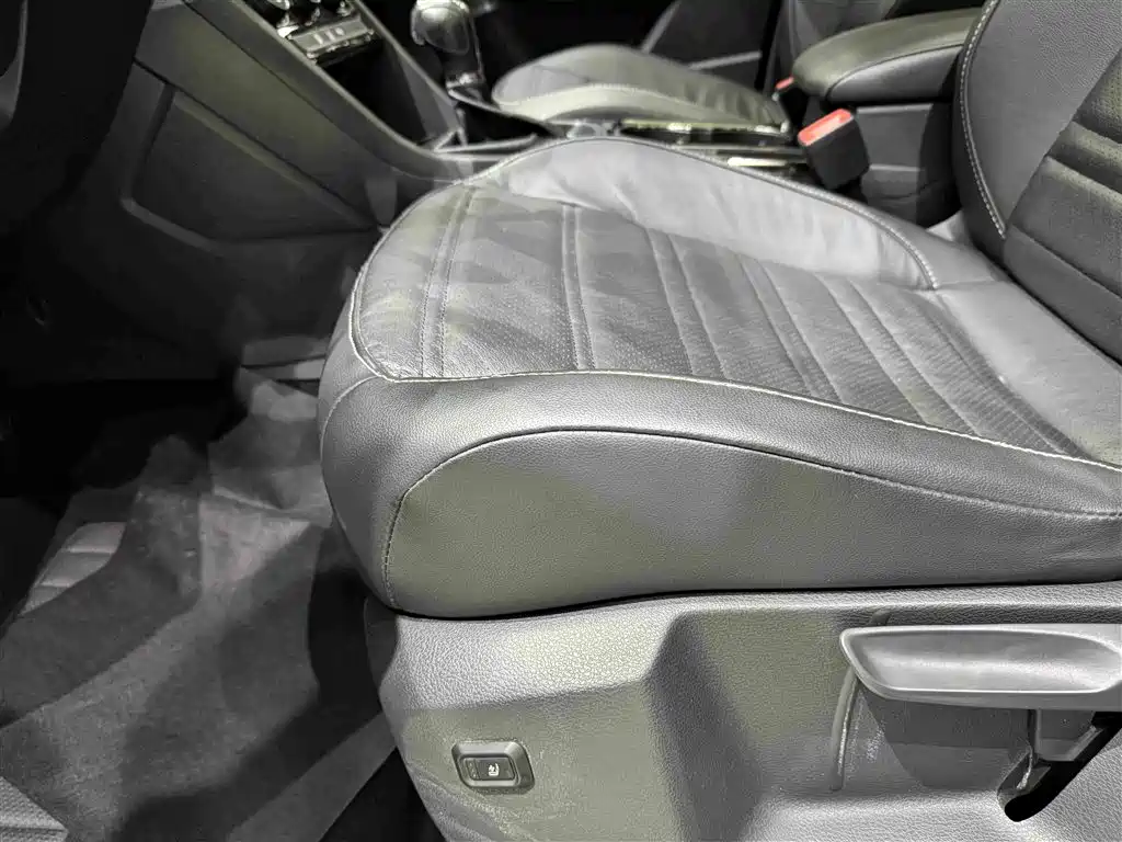 Volkswagen Touran — миниатюра 13