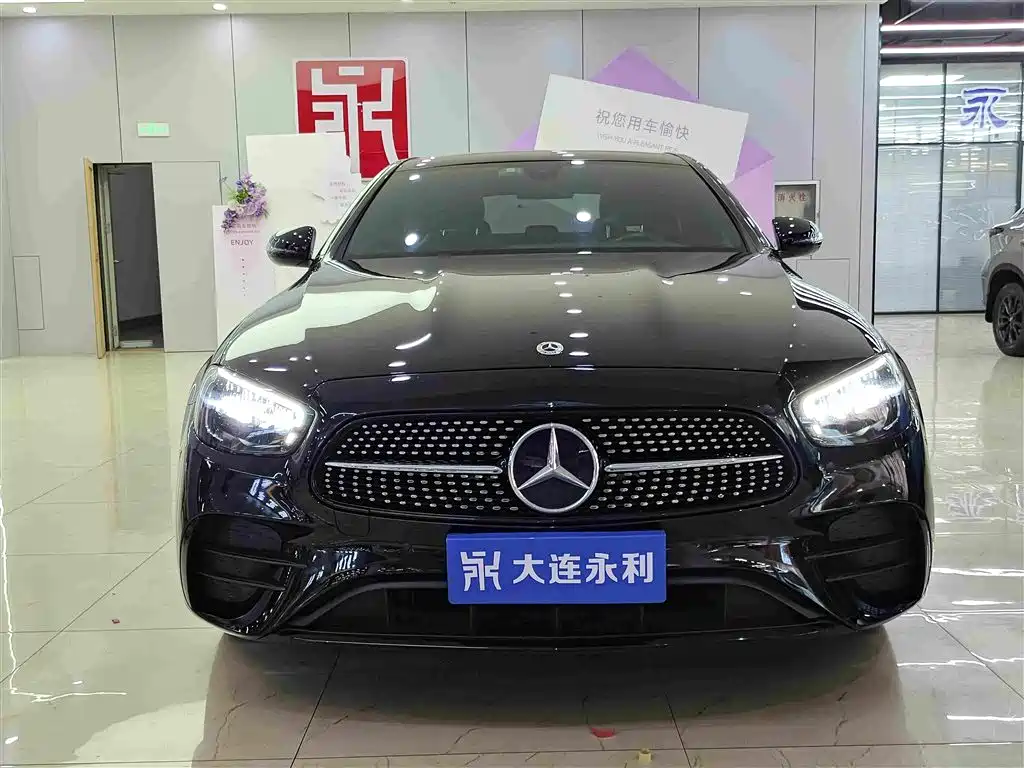 Mercedes-Benz E-Class (Import) — миниатюра 14