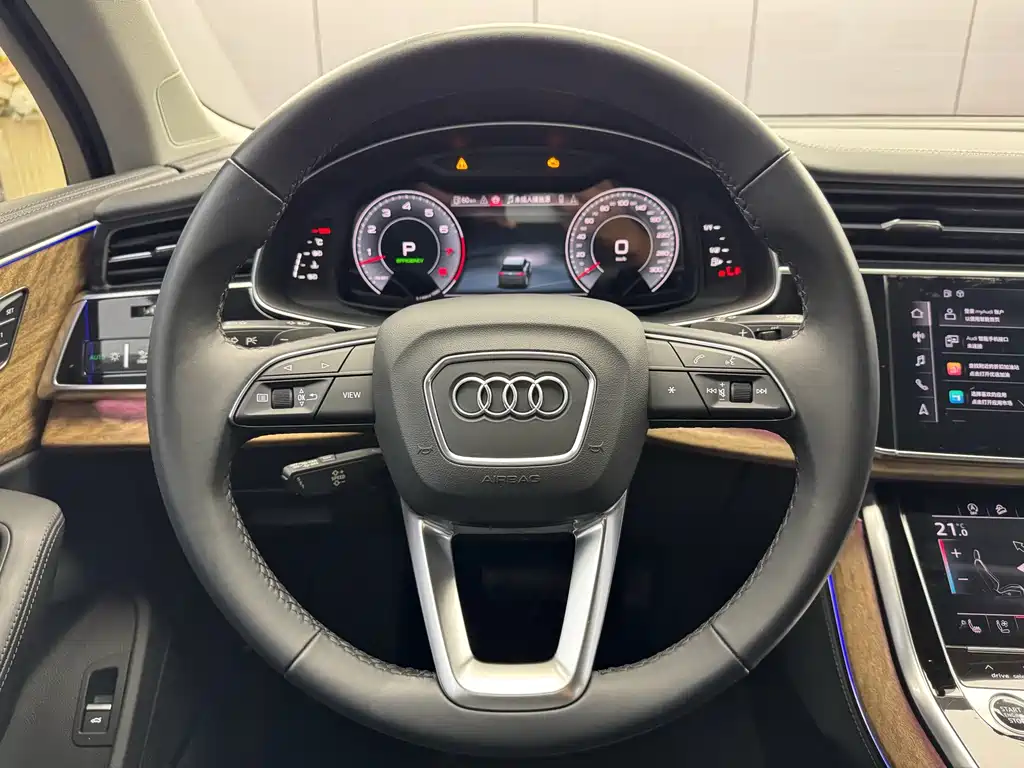 Audi Q7 — миниатюра 6