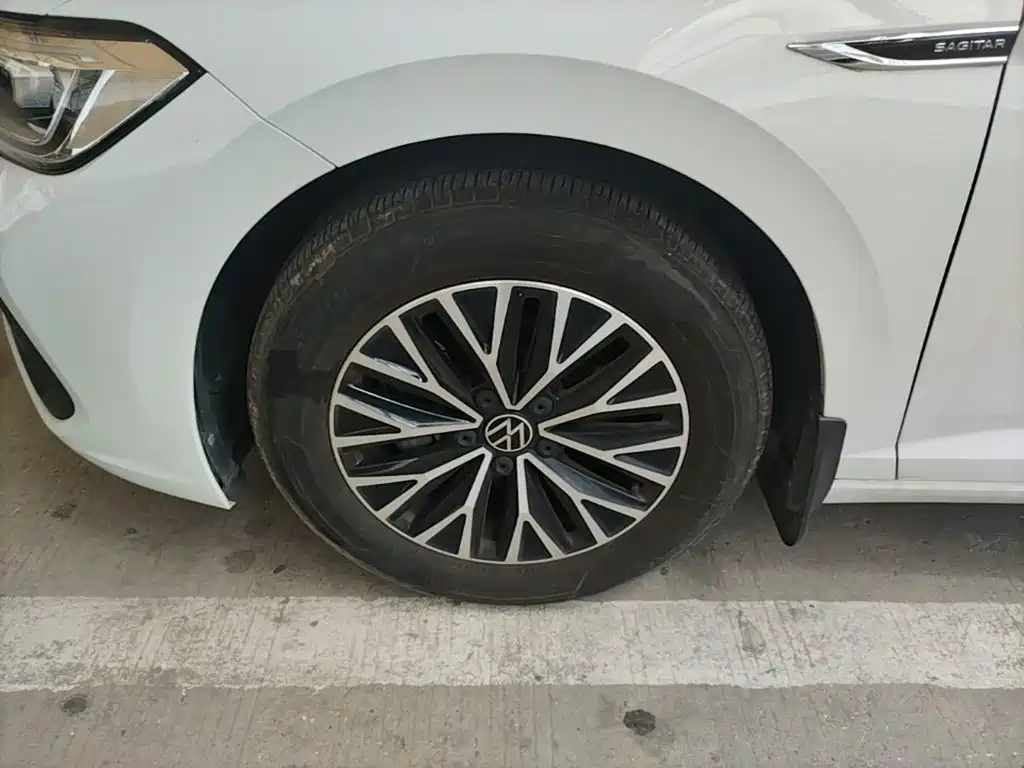 Volkswagen Sagitar — миниатюра 23