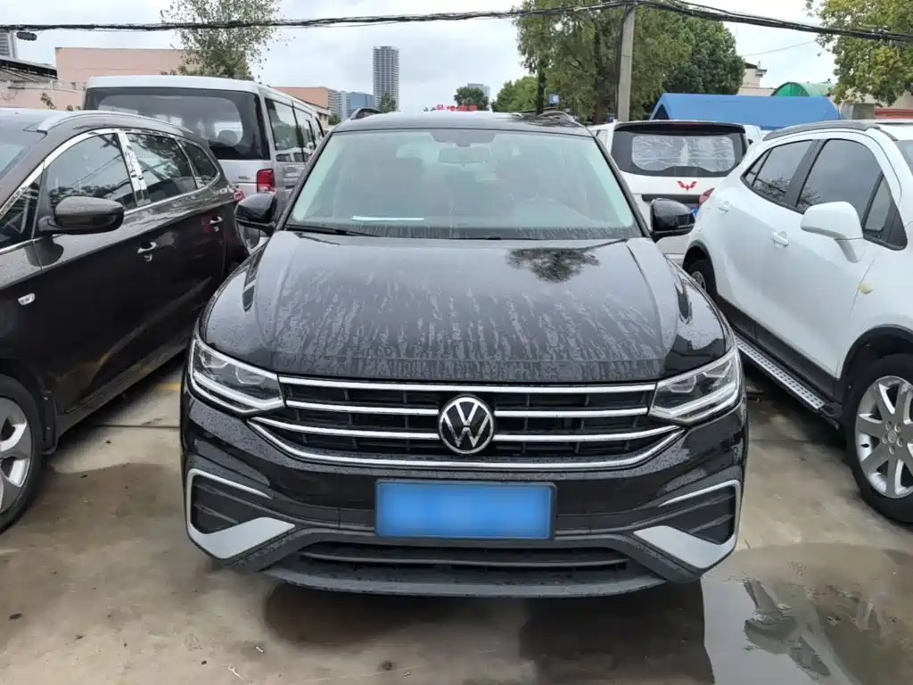 Volkswagen Tiguan L — миниатюра 3