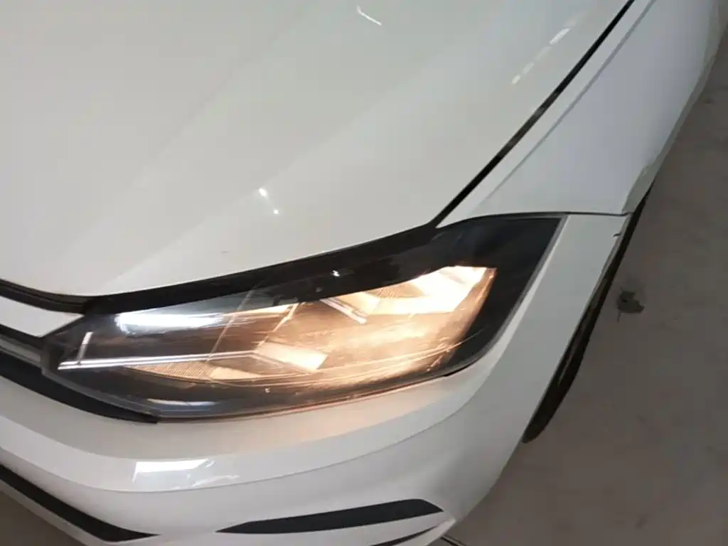 Volkswagen Polo — миниатюра 24