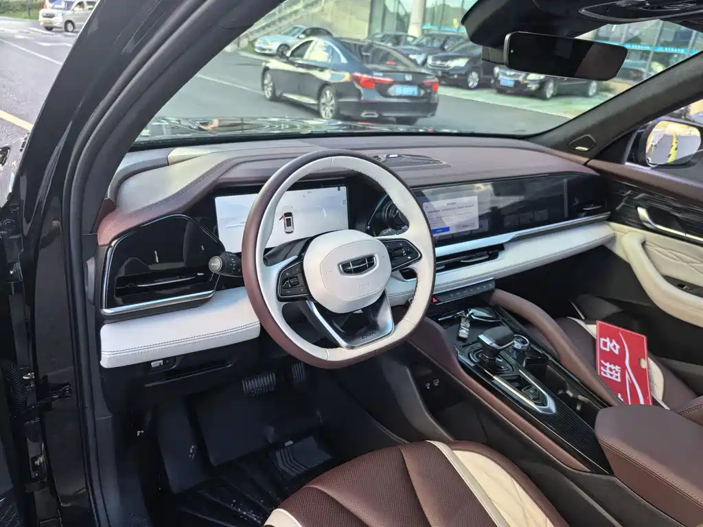 Geely Xingyue L — миниатюра 12