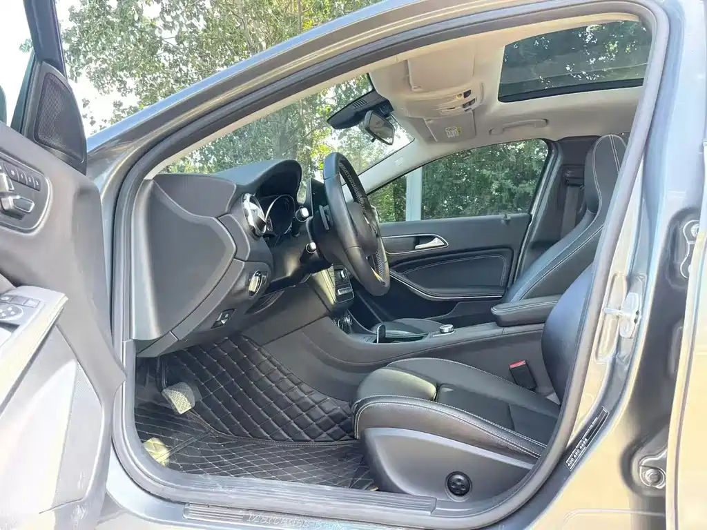 Mercedes-Benz GLA — миниатюра 3