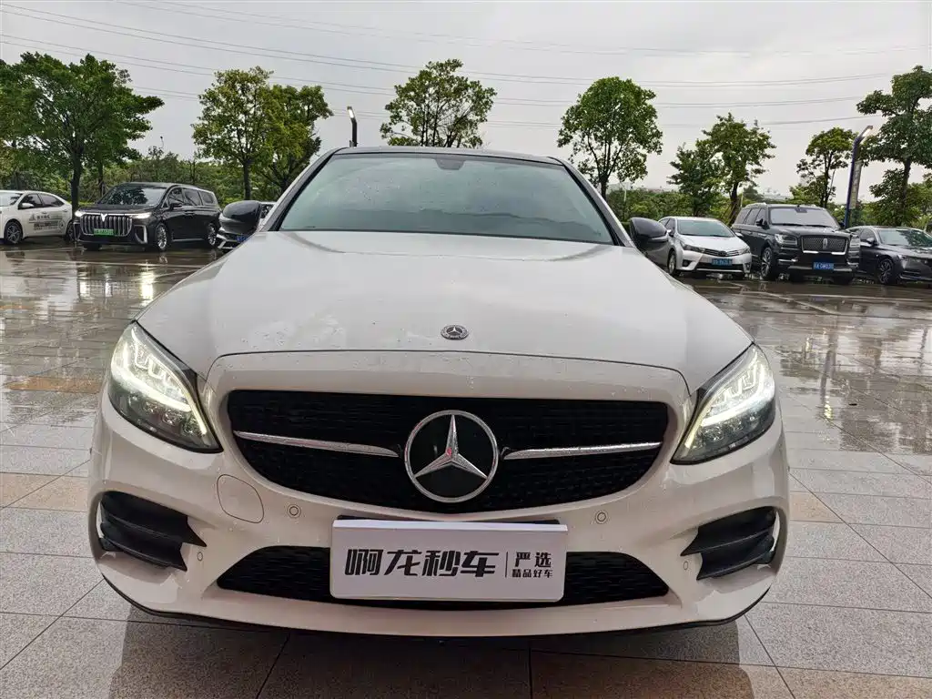 Mercedes-Benz C-Class — миниатюра 2