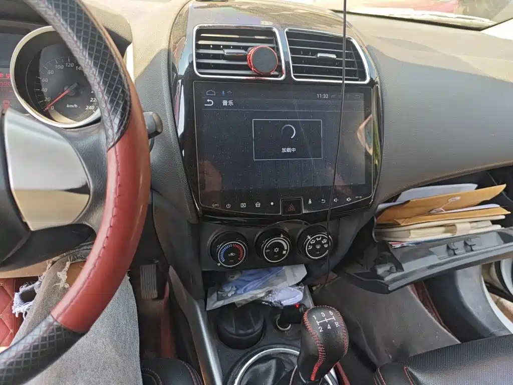 Mitsubishi ASX — миниатюра 9