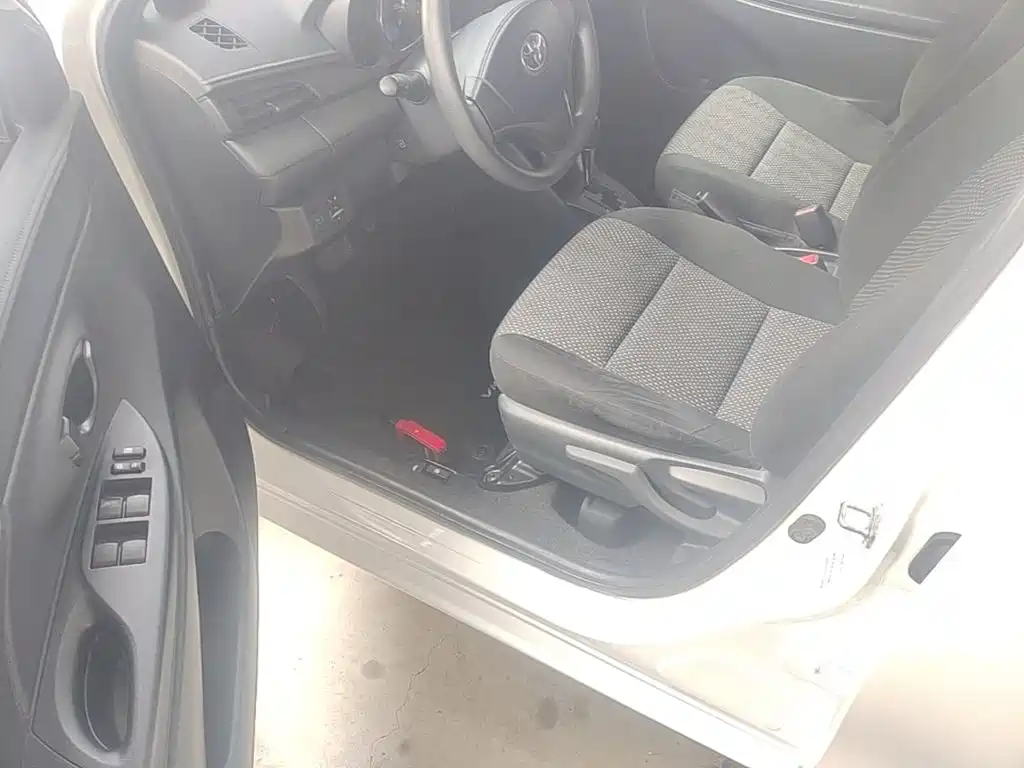 Toyota Vios — миниатюра 12