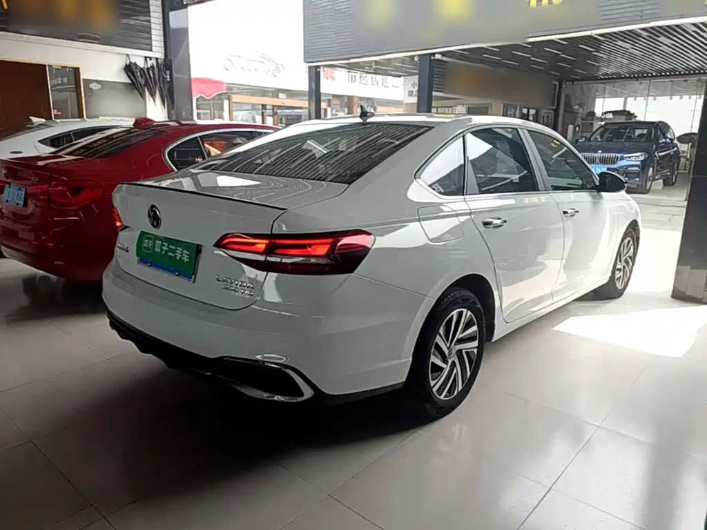 Volkswagen Lavida — миниатюра 7