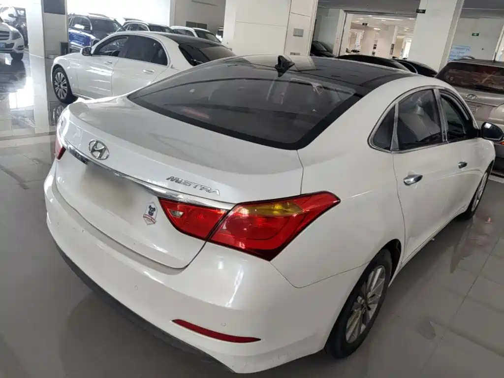 Hyundai Mistra — миниатюра 7